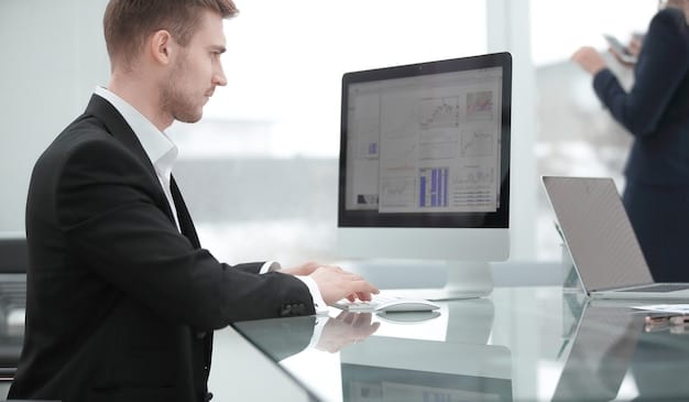 LinkedIn Lead Generation: Expert Tips for US Professionals in 2025