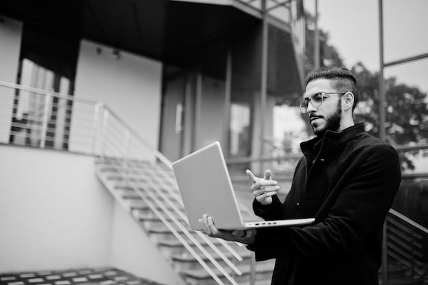 LinkedIn Etiquette: Respectfully Building Your Network Online